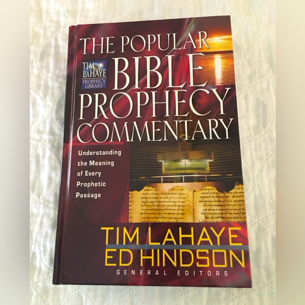 Popular Bible Prophecy Commentary by Tim Lahaye & Ed Hindson. 546 pgs Hard Back.
